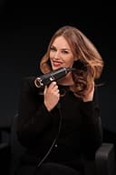 Rowenta CV9920 Ultimate Experience Maestria Haartrockner | 2000 Watt | 6 Einstellungen | ultraleicht | langer Glanz | Kaltlufttaste | 5-mm + 9-mm Konzentrator | Volumendiffusor | Schwarz/Kupfer - 5