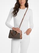 Michael Kors Marilyn Small Signature Logo Messenger Bag Braun PVC - 2