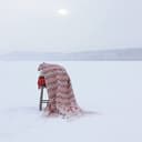 ÖJBRO VANTFABRIK Dalarna Wool Blanket with Fringes 130 x 220 cm Red / Beige / Black 100% Merino Wool Knitted Plaid Bedspread Quilt Warm Soft - Made in Sweden - 5