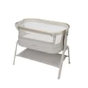 Maxi Cosi Iora² Baby Stubenbett, 0–6 kg (9 kg), Klappbares und Leichtes Beistellbett Baby, 5 cm CloudCore-Matratze, 5 Höhenstufen, 2 Leichtgängige Rollen, Easy Slide, Elegance Beige - 1