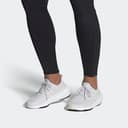 adidas Ultraboost Light W, Zapatillas para Mujer, Blanco Cristal Blanco, 44 EU - 2