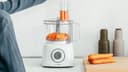 Bosch Robot da Cucina Multifunzione Compatto MCM3100W, Oltre 20 Funzioni, 800 W, 2 Velocità, Ciotola 2,3 l, Tanti Accessori Inclusi per Affettare, Tagliare, Grattugiare, Impastare e Montare, Bianco - 7