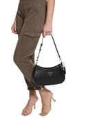 GUESS Women's Noelle Top Zip Shoulder Bag, Black, 29x18x6 cm - 2