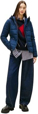 Tommy Jeans Giacca imbottita da donna TJW SLIM LW con cappuccio DW0DW20959 piumino, blu (Dark Night Navy), S, BLU (Dark Night Navy), S - 4