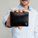 Berliner Bags Portafoglio Uomo in Vera Pelle con Protezione RFID, 4 Carte, 2 Scomparti Banconote, Portamonete, Tasca Documenti, Gettone Carrello, Scatola Regalo – Nero - 2