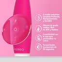 FOREO ISSA 4 cepillo de dientes eléctrico sónico recargable 4 en 1 con USB, cabezal extra, silicona suave, blanqueador dental, impermeable, ideal para viaje, limpieza profunda - Fuchsia - 5