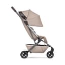 Joolz Aer2 Reise-Kinderwagen – Kompakter Reisebuggy für Babys und Kleinkinder, Einhand-Faltung, Liegefunktion & UPF 50+ Sonnendach, Flugzeug Handgepäck tauglich, ideal für Reisen (Sandy Taupe) - 4