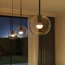 Philips Hue Starterpaket - E14 - mit 2 Kugel LED Lampen - Weißes und Farbiges Licht - inkl. 1 Hue Bridge - Hue White and Color Ambiance - 3