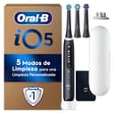 Oral-B iO 5 Cepillo de Dientes Eléctrico Negro Con 3 Cabezales y 1 Estuche de Viaje Blanco, 5 Modos De Cepillado Con Blanqueamiento Dental y Modo Sensible, Sensor De Presión, Diseñado por Braun - 1