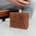 Berliner Bags Portafoglio Uomo in Vera Pelle con Protezione RFID, 4 Carte, 2 Scomparti Banconote, Portamonete, Tasca Documenti, Gettone Carrello, Scatola Regalo – Marrone - 2