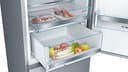 Bosch KGE398IBP Serie 6 Frigorifero Congelatore, 201x60 cm, 249 L Raffreddamento + 94 L Congelatore LowFrost, BigBox per Congelatore, Freschezza prolungata con VitaFresh, Silenzioso da 38 dB, LED - 4