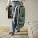 Maxi-Cosi Kori 2-in-1-Babywippe mit Spielzeugbogen, 0–2 Jahre, bis zu 15 kg, Baby Bouncer, 3 mit einer Hand einstellbare Liegepositionen, Easy-in-Gurt, leicht und kompakt, Eco Care, Classic Beige - 10