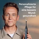 Philips Sonicare DiamondClean Prestige 9900 elektrische Zahnbürste - Schallzahnbürste mit SenseIQ, A3 Premium-All-in-One-Bürstenkopf und Ladeetui in Mitternachtsblau (Modell HX9992/12) - 2