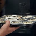 Hisense BI64111AB Forno Multifunzione Termoventilato, Cavità XXL 77 Litri, 12 Funzioni Cottura, Pulizia Acqua Clean, Classe A, Preriscaldamento Rapido, Funzione Pizza 300 °C, Air Fry, nero - 6