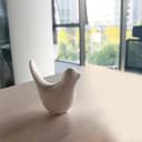 Hoshisea 2 Piezas Pájaro Cerámica Minimalista, Pajaros Decorativos, Figuras Decorativas Modernas Salon, para Mesas de Café, Mostradores, Escritorios(Blanco) - 6