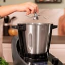 Cecotec Robot de Cocina Multifunción con Dispensador de Alimentos Mambo Touch con Jarra Habana Pro. 37 Funciones, Pantalla Táctil, App Mambo, 3.3L, Báscula, Autolimpieza, Jarra Cerámica - 11