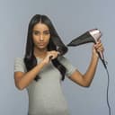 Remington Asciugacapelli 2200W - Asciuga, Piastra e Arriccia - 3 accessori per lo styling: ugello e diffusore, spazzola rotonda da 45 mm e clip, 3 livelli di riscaldamento e 2 di ventilazione, D5707 - 6