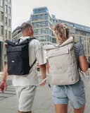 LARKSON Rucksack Damen Herren Beige - No 4 - Rolltop Backpack mit Laptopfach Uni, Arbeit & Fahrrad - Großer Reiserucksack - Wasserabweisend - 10