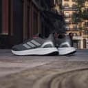 adidas Uomo RUNFALCON 5 TR Running Shoes, Core Black/Silver Metallic/Carbon, 44 EU - 20