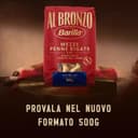 Barilla Pasta Al Bronzo Mezze Penne Rigate 100% Grano Italiano, Pasta Trafilata Al Bronzo con Lavorazione al Bronzo Grezzo, Formato Spesso e Corposo, Alta Tenuta di Sugo e Cottura, 500 g - 4