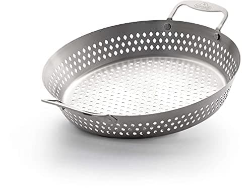 Napoleon Wok per barbecue in acciaio inox perforato, accessorio per barbecue, acciaio inox di alta qualità, design perforato che permette il gusto della griglia, impedisce che gli alimenti cadano