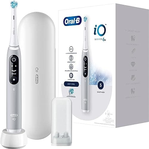 Oral-B iO Series 6 - Cepillo de dientes eléctrico, 2 cabezales de cepillo, 5 modos de cepillado para el cuidado dental, regalo de San Valentín para él o ella, pantalla y estuche de viaje, diseñado por