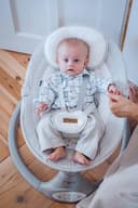 MoMi KENANI Babywippe für Kinder bis 9 kg, klappbar, mit Fernbedienung & Bluetooth zum Verbinden mit Smartphone, Batterie- oder Stromanschluss, mit 5-Punkt-Sicherheitsgurt, Sonnenschutz, Insektennetz - 13