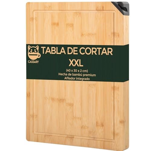 Tabla cortar cocina XL de madera con afilador integrado. Tabla cocina de madera multifuncional para cortar y picar carne, embutidos, queso, pan... Tabla de madera para cocina realizada en bambu