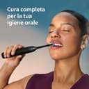 Philips Sonicare DiamondClean 9000 spazzolino elettrico, confezione doppia, spazzolino sonico con app, sensore di pressione, 4 modalità di pulizia, bicchiere di ricarica, nero e oro rosa, HX9914/61 - 2