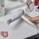 Remington Haartrockner Ionen [leicht, Diffusor & Stylingdüse] weiß (2200W, Keramik-Ionen: schonendes Styling & gleichmäßige Wärmeverteilung, 3 Heiz- & 2 separate Gebläsestufen + Abkühlstufe) D3199 - 3