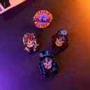 Grupo Erik Spille Smaltate Guns n Roses - Set di 4 Spillette in Scatola Regalo per Personalizzare Vestiti, Giacche, Zaini | Pins Divertenti Musica - 7
