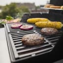 Weber Barbecue a gas Spirit E-210/2 bruciatori, accensione Snap-Jet, ruote resistenti e griglia di riscaldamento, superficie di 51 x 46cm, compatibile con le guide laterali Weber Works, nero/argento - 5