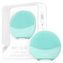 FOREO LUNA 4 mini, spazzola detergente viso, Massaggio viso, Favorisce l'assorbimento delle formule di skincare, Spazzola viso da viaggio, Per tutti i tipi di pelle, Arctic Blue - 1