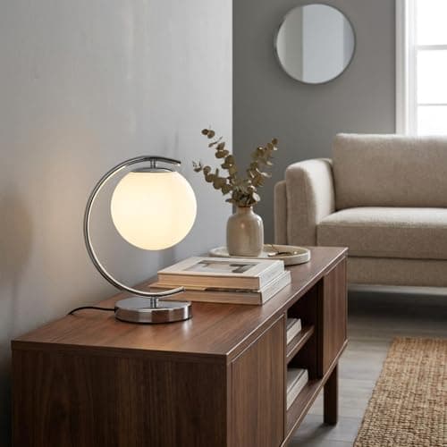 BARCELONA LED Candeeiro de Mesa San Cromado em Forma de C com Bola de Vidro Opalino, Base Redonda em Alumínio, Design Clássico Moderno Retro Luxo para Quarto e Sala