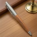 LN Roma Pen, Splendida Penna Roller, Penna a Sfera, Refill Inchiostro Nero, Penna Artigianale, Penne Professionali, Penna Fatta a Mano, Penne Eleganti, Confezione Regalo (Basic-Cromo/Legno) - 2