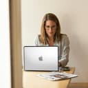 eleger bruchsicher Hülle kompatibel mit MacBook Air 15 Zoll M5 A3448 M4 A3241 M3 A3114 M2 A2941, Ausgabe 2026 2025 2024 2023, schwarzer TPU Stoßstange & Harte PC Case, Matt klar - 7