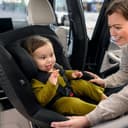 Maxi-Cosi Mica 360 S Comfort, Tessuti Traspiranti, Seggiolino Auto Girevole 360, 0-4 Anni (40-105 cm), Rotazione FlexiSpin, 5 Posizioni Reclinate, Protezione G-CELL, Ganci per Cinture, Authentic Black - 11