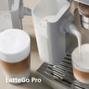 Philips Café Aromis Kaffeevollautomat – BrewExtract Technologie, LatteGo Pro, 50+ heiße & kalte Getränke, mit einfacher Reinigung, intuitives Display und Barista-Assistent (EP8757/20) - 4