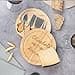 Wanapix | Tagliere per Formaggi Personalizzato | Include Set 4 Utensili in Acciaio Inox | Tagliere in Legno con Testo Inciso | 22ø cm | Love heart - 3