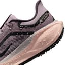 Nike Pegasus 41 Gore-Tex Wasserdichter Straßenlaufschuh Für Damen, Platinum Violet/Black-Crimson Tint, FQ1357-004, 42 EU (10 US) - 9