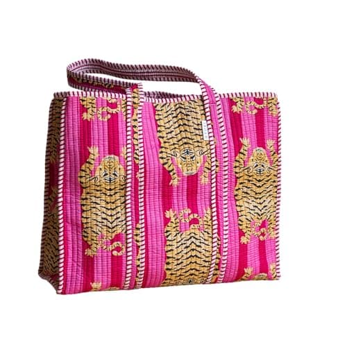 IBOAH Bolsa de Mano Grande Acolchada Artesanal de Algodón con Estampado de Tigres y Detalles en Rayas – Tote Bag Versátil para Playa, Compras, Viajes, Avión y Uso Diario (Rosa Tigres)