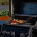 Grillrost.com Das Original Piastra Grill in Acciaio Inox | plancha 45x34cm - Adatta per Napoleon Le/Lex/Prestige & Rösle | 4mm Massiccio - 9