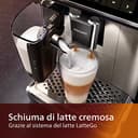 Philips 5400 Series Macchina da Caffè Automatica - Montalatte LatteGo, 12 Bevande, Display Intuitivo, 4 Profili Utente, Cromato (EP5547/90) - 4