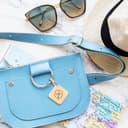 Rienco | Portachiavi personalizzato in legno d’acero, colore Acero | Incisione quadrifoglio, design liscio, leggero 10g | Ciondolo portafortuna per borse, auto, casa - 5