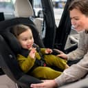 Maxi-Cosi Mica 360 S, Seggiolino Auto Girevole 360, 3 Mesi-4 Anni (61-105 cm), Seggiolino Auto Isofix, Rotazione FlexiSpin, 5 Posizioni Reclinate, Protezione G-CELL, Ganci per Cinture, Tonal Graphite - 10