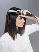 Rowenta Liss & Curl Ultimate Sunshine SF6220 - Plancha de pelo con doble salida Iónica, placas aluminio con recubrimiento de nanocerámica ultrashine, función 2 en 1 alisado y rizos Perfectos - 9