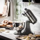 Kitchenaid Planetaria - Artisan - Robot da Cucina con testa inclinabile e 3 accessori - 4.8 L - Impastatrice - Color Argento placcato - 6