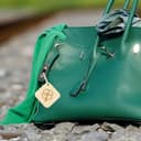 Rienco | Portachiavi personalizzato in legno d’acero, colore Acero | Incisione quadrifoglio, design liscio, leggero 10g | Ciondolo portafortuna per borse, auto, casa - 6