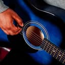 3rd Avenue Pack de guitarra acústica de tamaño estándar 4/4 con cuerdas de acero para principiantes de 3rd Avenue, funda de transporte, púas y cuerdas de repuesto, Azul - 6