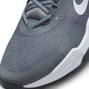 NIKE Men's M Nike Air Max Alpha Trainer 5 Sneaker, Smoke Grey White Dk Smoke Grey Dark Grey, 8.5 UK - 9